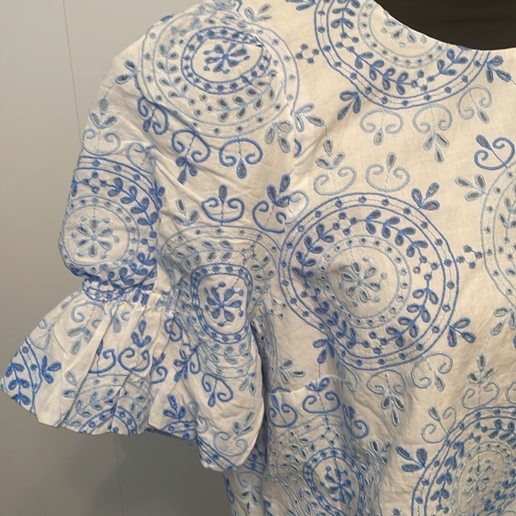 NWT Lilly Pulitzer Lailah Short Sleeve Blouse in Boca Blue - Picture 2 of 7